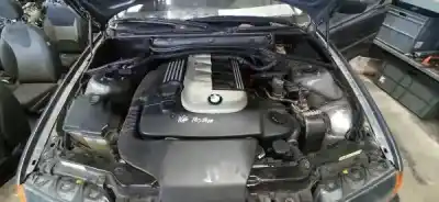Scrapping Vehicle bmw 3 (e46) 330 d of the year 2000 powered m57 d30 (306d1)