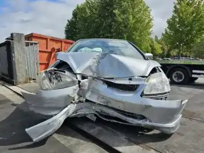 Vehicul casat honda civic vii hatchback (eu, ep, ev) 1.4 is (ep1 eu5 eu7) al anului 2004 alimentat d14z5 Vehicul casat honda civic vii hatchback (eu, ep, ev) 1.4 is (ep1 eu5 eu7) al anului 2004 alimentat d14z5