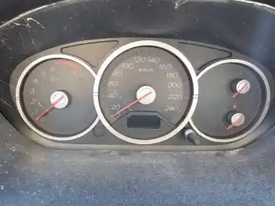 Veicolo di demolizione honda civic vii hatchback (eu, ep, ev) 1.4 is (ep1 eu5 eu7) dell'anno 2005 alimentato d14z6 Veicolo di demolizione honda civic vii hatchback (eu, ep, ev) 1.4 is (ep1 eu5 eu7) dell'anno 2005 alimentato d14z6