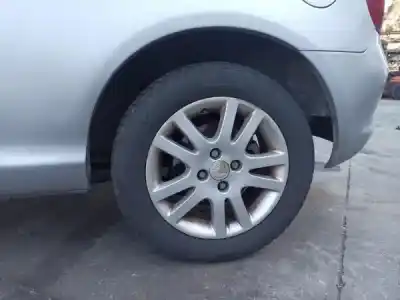 Sloopvoertuig honda civic vii hatchback (eu, ep, ev) 1.6 i (ep2 eu8 eu6) van het jaar 2001 aangedreven d16v1 Sloopvoertuig honda civic vii hatchback (eu, ep, ev) 1.6 i (ep2 eu8 eu6) van het jaar 2001 aangedreven d16v1