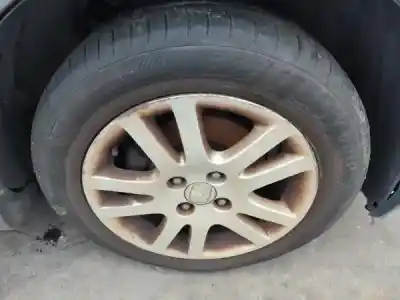 Veículo de Sucata honda civic vii hatchback (eu, ep, ev) 1.6 i (ep2 eu8 eu6) do ano 2005 alimentado 