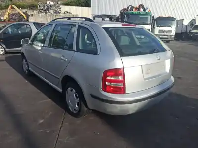 Veículo de Sucata skoda fabia i break (6y5) 1.4 gasolina 2002 5p do ano 2001 alimentado  Veículo de Sucata skoda fabia i break (6y5) 1.4 gasolina 2002 5p do ano 2001 alimentado