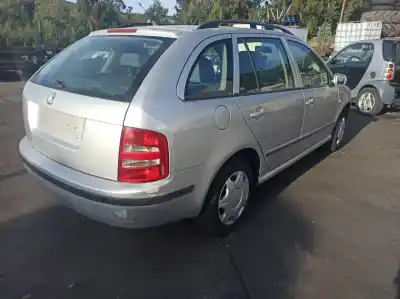 Veículo de Sucata skoda fabia i break (6y5) 1.4 gasolina 2002 5p do ano 2001 alimentado  Veículo de Sucata skoda fabia i break (6y5) 1.4 gasolina 2002 5p do ano 2001 alimentado