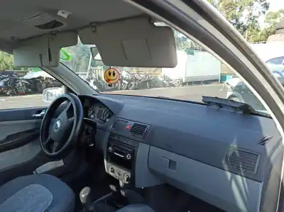 Veículo de Sucata skoda fabia i break (6y5) 1.4 gasolina 2002 5p do ano 2001 alimentado  Veículo de Sucata skoda fabia i break (6y5) 1.4 gasolina 2002 5p do ano 2001 alimentado