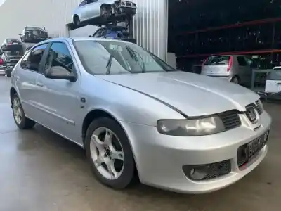 Здавання транспортного засобу seat leon (1m1) 1.9 tdi року 2004 потужний arl