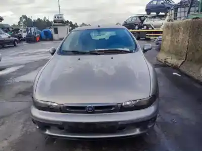Veículo de Sucata fiat marea weekend (185_) 1.2 16v do ano 2000 alimentado 182 b2.000