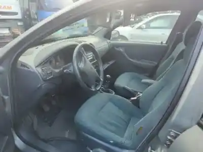 Veículo de Sucata fiat marea weekend (185_) 1.2 16v do ano 2000 alimentado 182 b2.000