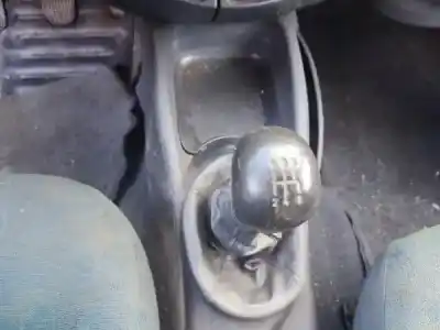 Veículo de Sucata fiat marea weekend (185_) 1.2 16v do ano 2000 alimentado 182 b2.000