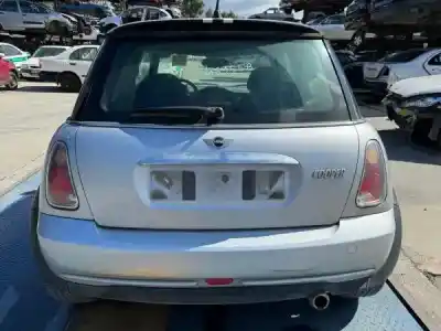 Véhicule à la ferraille mini mini (r50, r53) 3243 l gasolina 2024 3p de l'année 2005 alimenté w10 b16 a