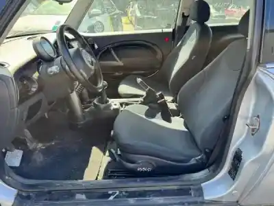 Véhicule à la ferraille mini mini (r50, r53) 3243 l gasolina 2024 3p de l'année 2005 alimenté w10 b16 a