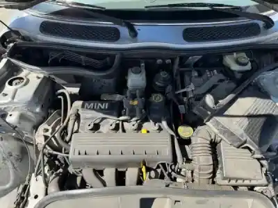 Véhicule à la ferraille mini mini (r50, r53) 3243 l gasolina 2024 3p de l'année 2005 alimenté w10 b16 a