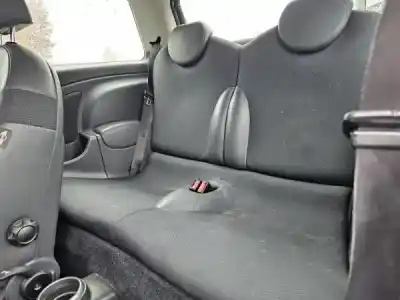 Sloopvoertuig mini mini (r50, r53) cooper van het jaar 2005 aangedreven w10 b16 a