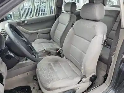 Véhicule à la ferraille audi a3 (8l1) 1.9 tdi de l'année 2003 alimenté atd|axr