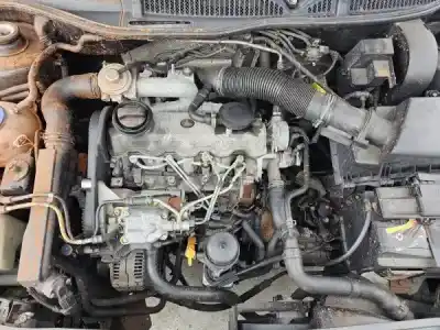 Véhicule à la ferraille audi a3 (8l1) 1.9 tdi de l'année 2003 alimenté atd|axr
