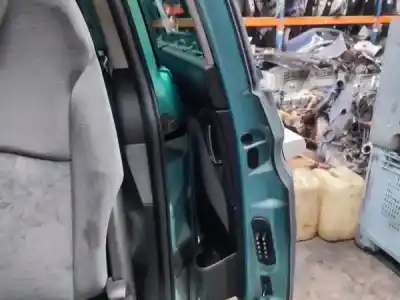 Veículo de Sucata citroen c8 2.2 hdi 16v premier ii do ano 2006 alimentado 4hw (dw12ted4)