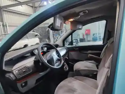 Veículo de Sucata citroen c8 2.2 hdi 16v premier ii do ano 2006 alimentado 4hw (dw12ted4)