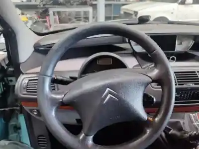Veículo de Sucata citroen c8 2.2 hdi 16v premier ii do ano 2006 alimentado 4hw (dw12ted4)