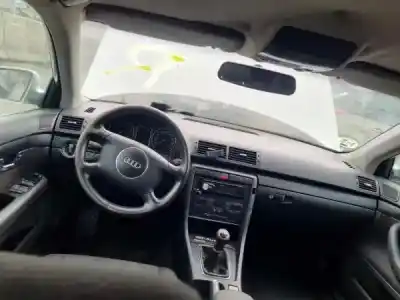 Здавання транспортного засобу audi a4 avant (8e5) 1.8 20v року 2002 потужний bfb