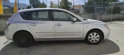 Veicolo di demolizione mazda 3 (bk) 1.6 (bk14) dell'anno 2008 alimentato 0