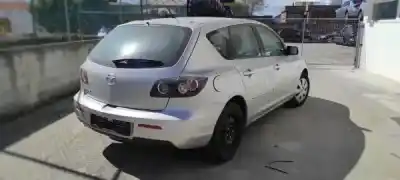 Veicolo di demolizione mazda 3 (bk) 1.6 (bk14) dell'anno 2008 alimentato 0