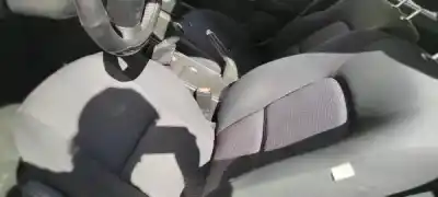 Veicolo di demolizione mazda 3 (bk) 1.6 (bk14) dell'anno 2008 alimentato 0