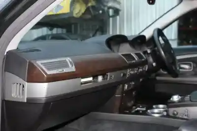 Scrapping Vehicle bmw 7 (e65, e66, e67) 730 i li of the year 2004 powered m54 b30 (306s3)