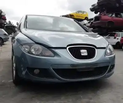 Veículo de Sucata SEAT LEON (1P1) 2.0 TDI do ano 2006 alimentado BKD