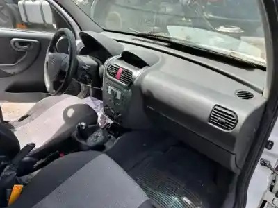 Veículo de Sucata opel combo tour 1.3 cdti 16v do ano 2008 alimentado z 13 dtj