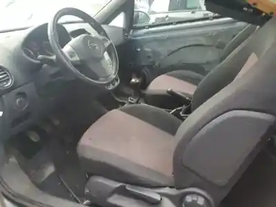 Veículo de Sucata opel corsa d (s07) 1.3 cdti (l08 l68) do ano 2007 alimentado z 13 dth