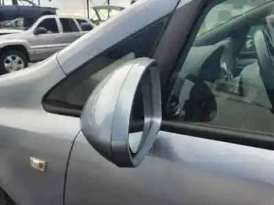 Veículo de Sucata opel corsa d (s07) 1.3 cdti (l08 l68) do ano 2007 alimentado z 13 dth