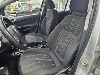 Здавання транспортного засобу opel corsa d (s07) 1.3 cdti (l08 l68) року 2008 потужний z 13 dtj