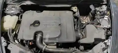 Здавання транспортного засобу volvo c30 1.6 d року 2023 потужний 