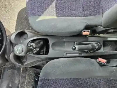 Hurda Aracı ford focus i (daw, dbw) 1.4 16v yılın 1999 güçlü 