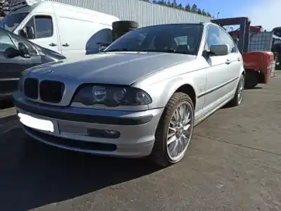 Scrapping Vehicle bmw 3 (e46) 320 i of the year 2001 powered m54 b22 (226s1)