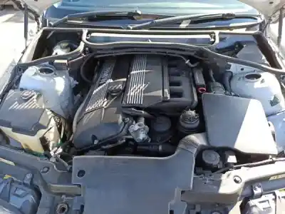 Scrapping Vehicle bmw 3 (e46) 320 i of the year 2001 powered m54 b22 (226s1)