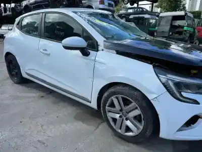 Scrapping Vehicle renault clio v (bf_) 1.0 tce 100 (b7mt) of the year 2020 powered h4d 450