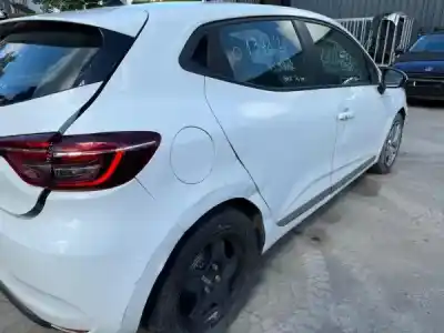 Scrapping Vehicle renault clio v (bf_) 1.0 tce 100 (b7mt) of the year 2020 powered h4d 450