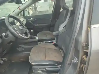 Véhicule à la ferraille renault captur ii (hf_) tce 100 (hfmt) de l'année 2020 alimenté h4d 450