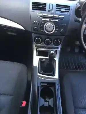 Veículo de Sucata mazda 3 (bl) gasóleo 2010 5p do ano 2010 alimentado 