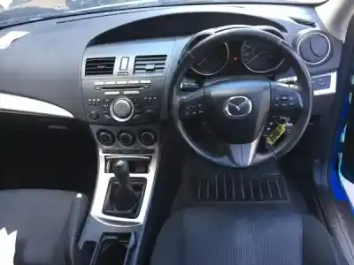 Veículo de Sucata mazda 3 (bl) gasóleo 2010 5p do ano 2010 alimentado 