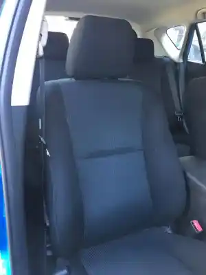 Veículo de Sucata mazda 3 (bl) gasóleo 2010 5p do ano 2010 alimentado 