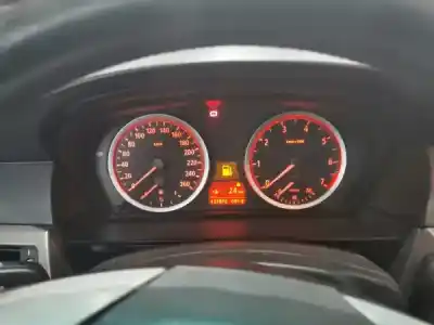 Veicolo di demolizione bmw 5 (e60) 520 i dell'anno 2003 alimentato m54 b22 (226s1)