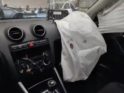 Scrapping Vehicle audi a3 (8p1) 1.9 tdi of the year 2004 powered bkc