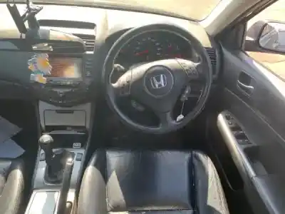Sloopvoertuig honda accord tourer (cn/cm) 2.2 ctdi van het jaar 2005 aangedreven n22a1
