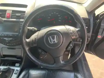 Sloopvoertuig honda accord tourer (cn/cm) 2.2 ctdi van het jaar 2005 aangedreven n22a1