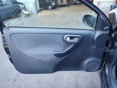 Veicolo di demolizione opel corsa c (x01) 1.4 (f08, f68) dell'anno 2004 alimentato 0