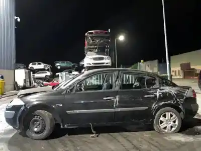 Scrapping Vehicle renault megane ii sedán (lm0/1_) 1.5 dci (lm0f lm0t lm2b) of the year 2004 powered  Scrapping Vehicle renault megane ii sedán (lm0/1_) 1.5 dci (lm0f lm0t lm2b) of the year 2004 powered