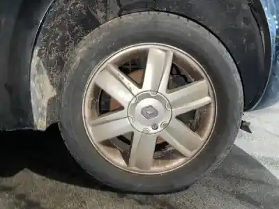 Scrapping Vehicle renault megane ii sedán (lm0/1_) 1.5 dci (lm0f lm0t lm2b) of the year 2004 powered  Scrapping Vehicle renault megane ii sedán (lm0/1_) 1.5 dci (lm0f lm0t lm2b) of the year 2004 powered