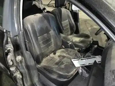 Scrapping Vehicle renault megane ii sedán (lm0/1_) 1.5 dci (lm0f lm0t lm2b) of the year 2004 powered  Scrapping Vehicle renault megane ii sedán (lm0/1_) 1.5 dci (lm0f lm0t lm2b) of the year 2004 powered