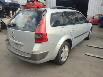 Veicolo di demolizione renault megane ii break (km0/1_) 1.5 dci (km02. km13) gasóleo 2004 5p dell'anno 2004 alimentato k9k 722